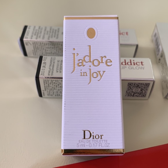 Dior Gift Set - Picture 3 of 12